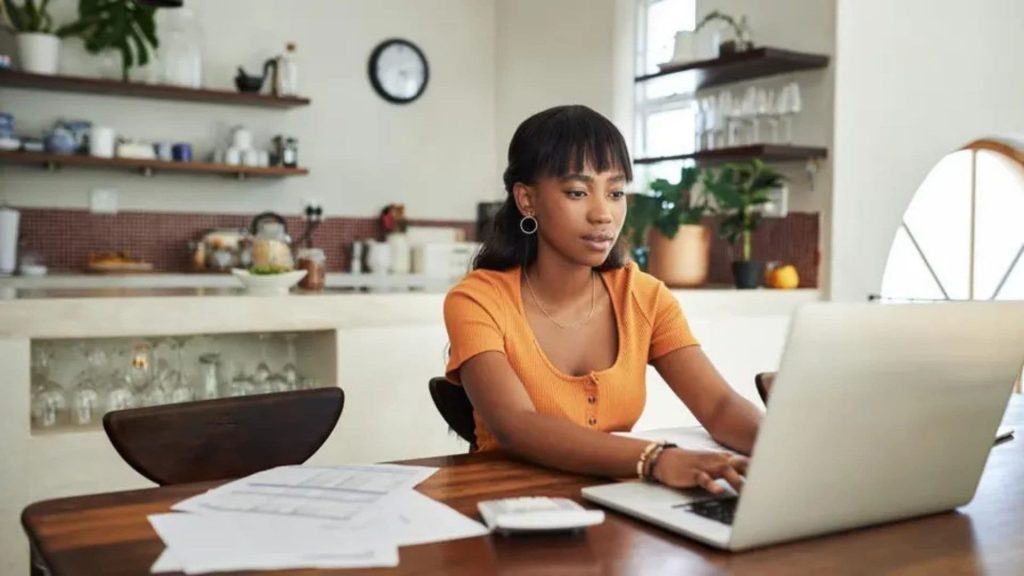 How Much Does It Cost to Have Someone Do Your Taxes? 2 Typical Price Ranges for Tax Preparation