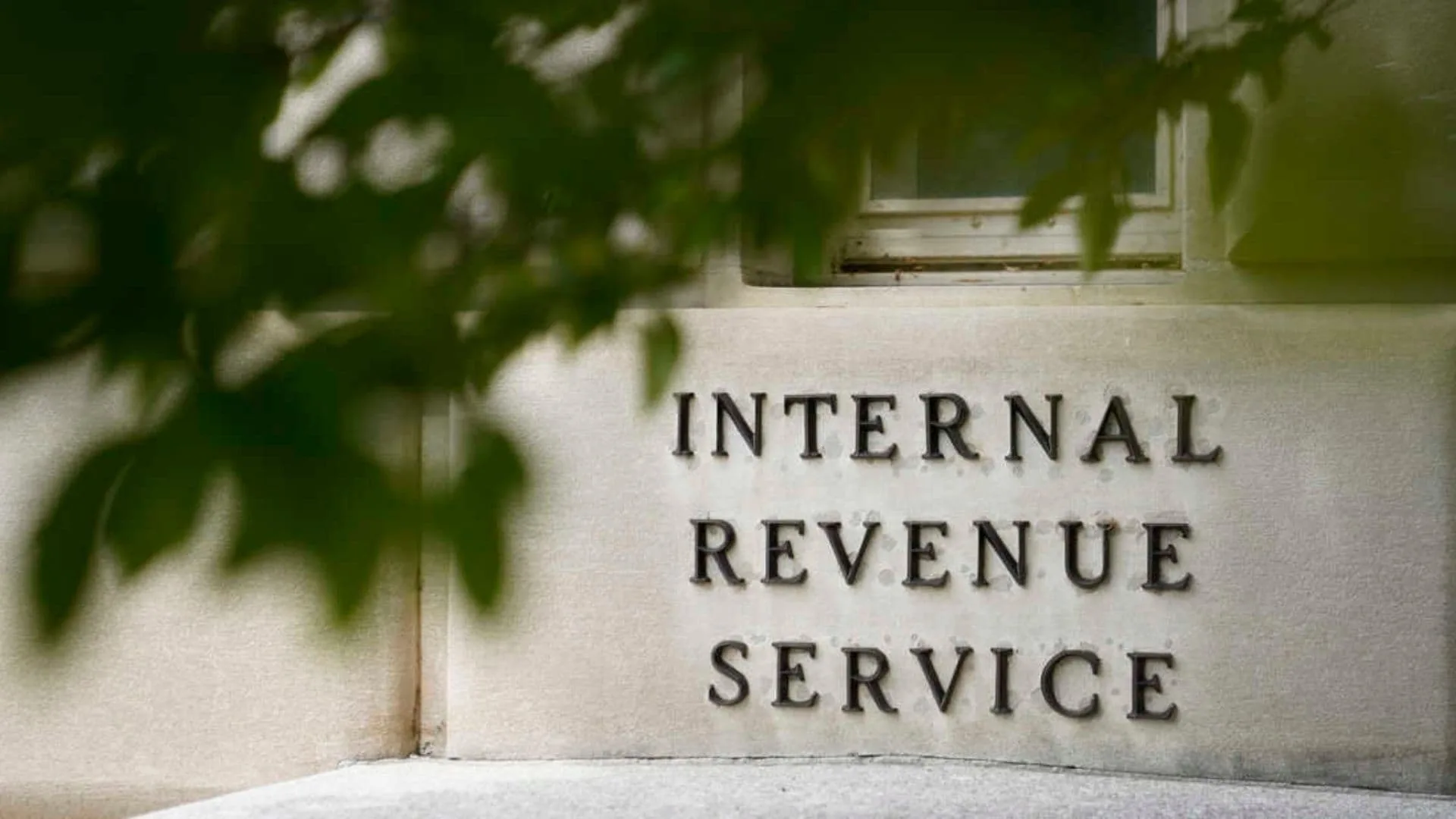 Is 1-800-829-0922 an Official IRS Number? Here’s What You Need to Know 1 Is 1-800-829-0922 an Official IRS Number Here’s What You Need to Know