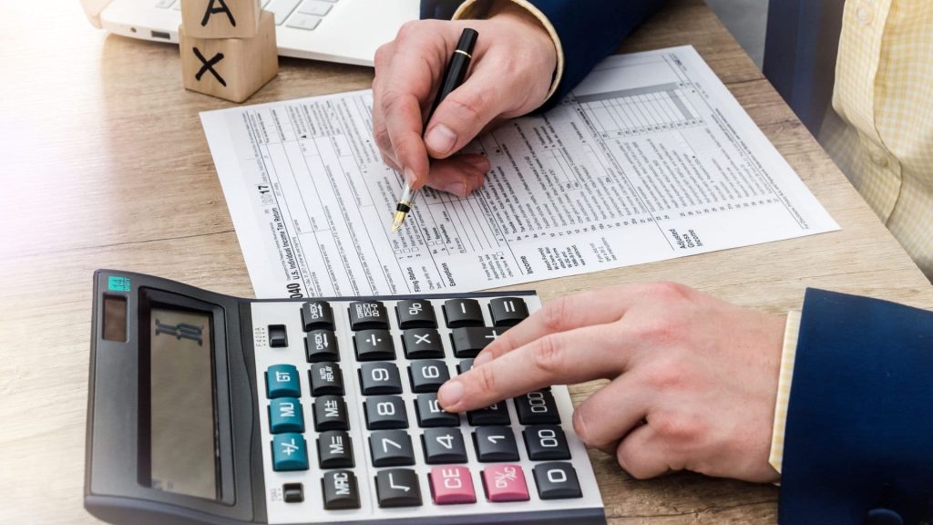 Do You Get Tax Back When You Return Something? The Full Guide to Sales Tax Refunds 3 How Online Returns and Sales Tax Work
