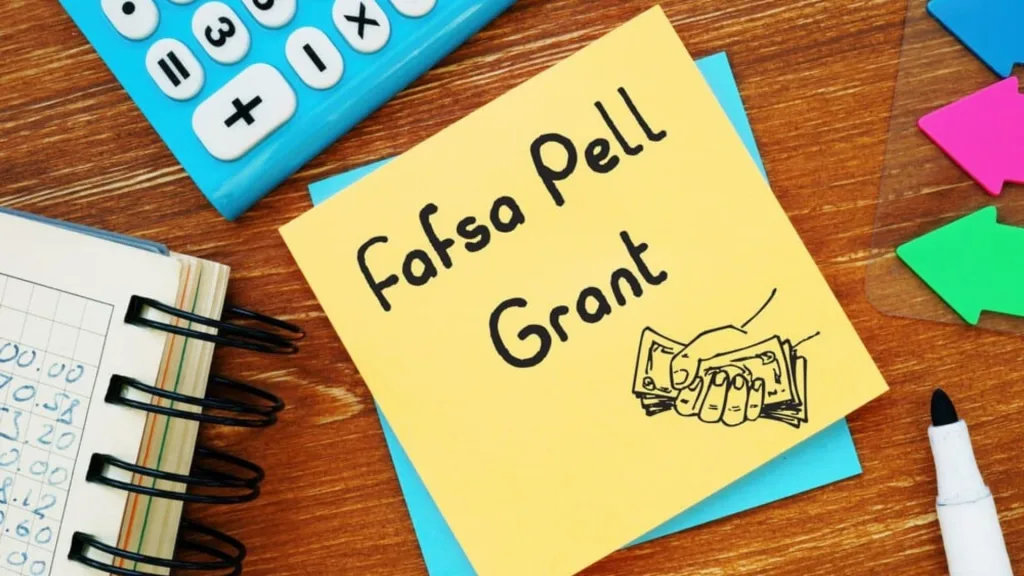 What Happens If You Drop Out of College with FAFSA? 2 How Dropping Out Affects Your Pell Grants