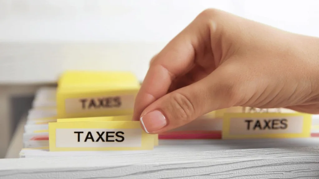 Indiana Pass-Through Entity Tax 2 How Does the Indiana PTET Work